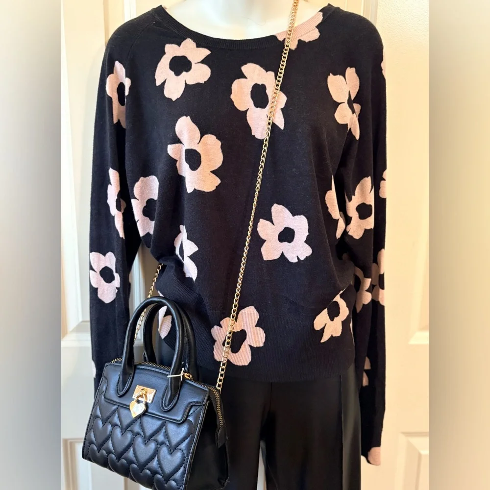 Sanctuary Black and Pink Sweater, size L - Picture 1 of 6